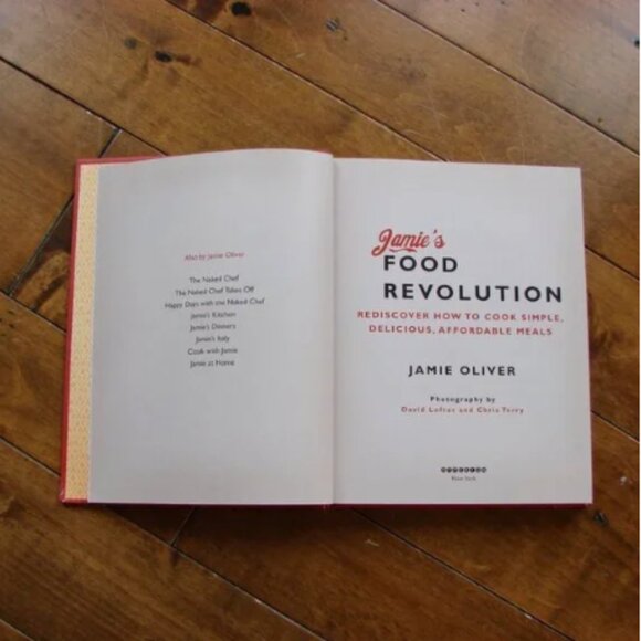 2 Jamie Oliver Cookbooks Jamie's 15 Minute Meals and Jamie's Food Revolution - Picture 11 of 16